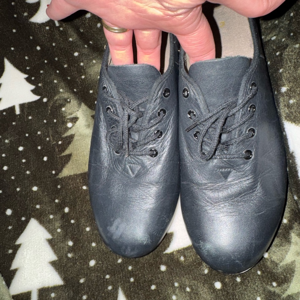 Bloch Black Leather Tap Shoes